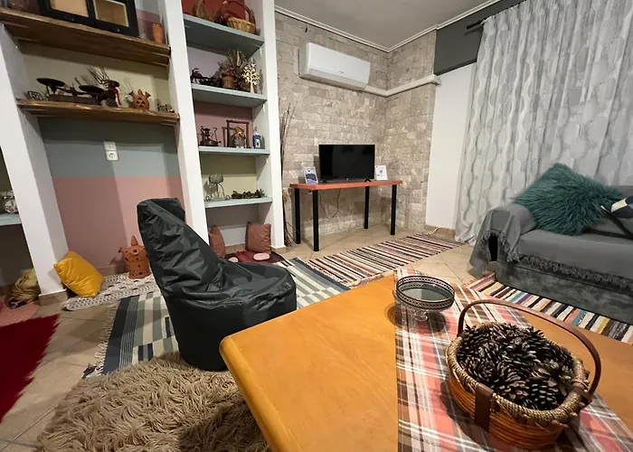 Alonaki House