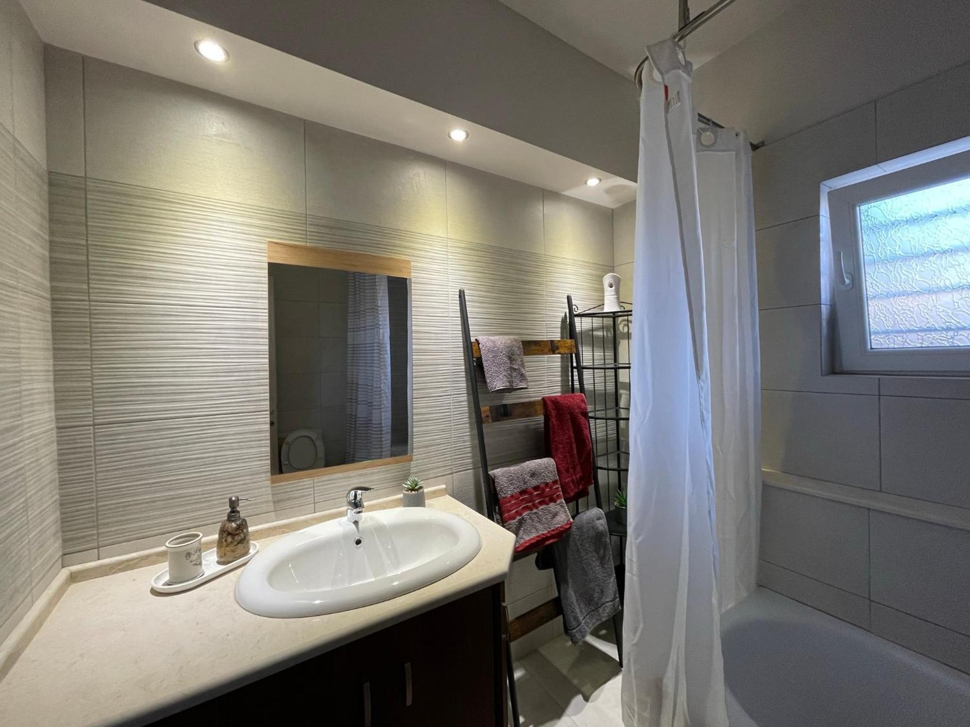 Apartment Alonaki House