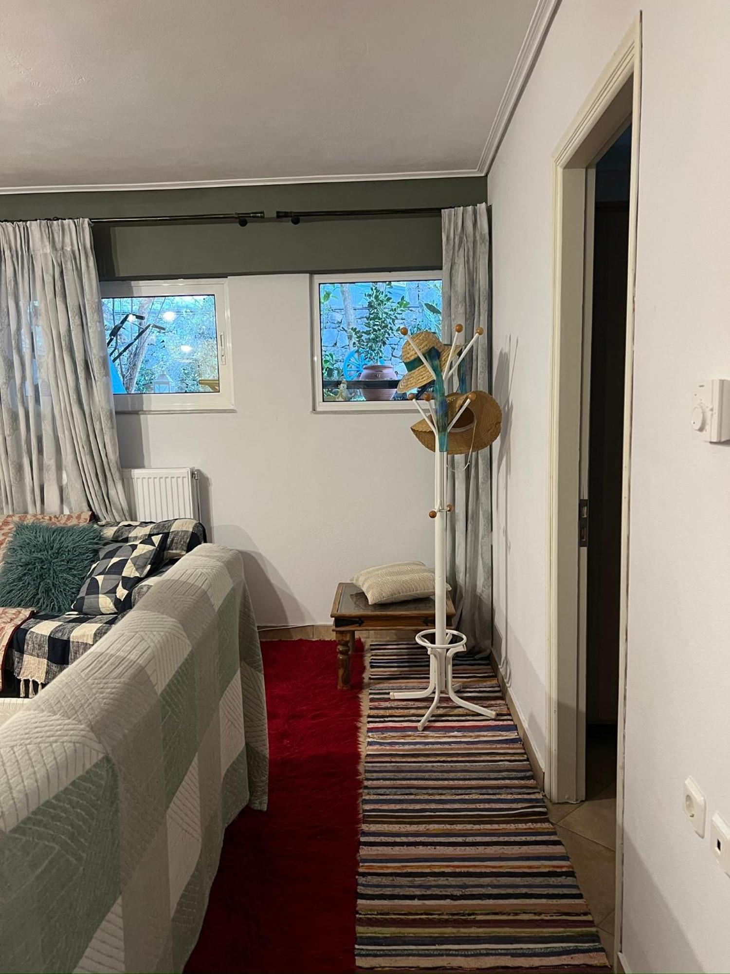 Alonaki House Amfiklia