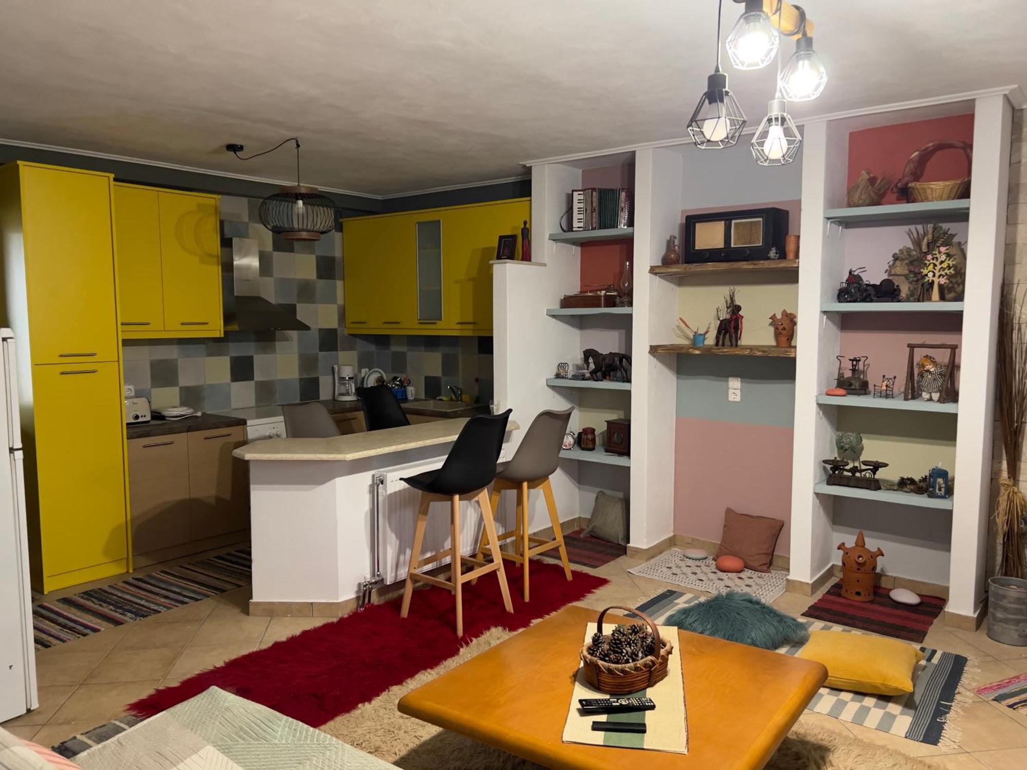 Apartment Alonaki House *