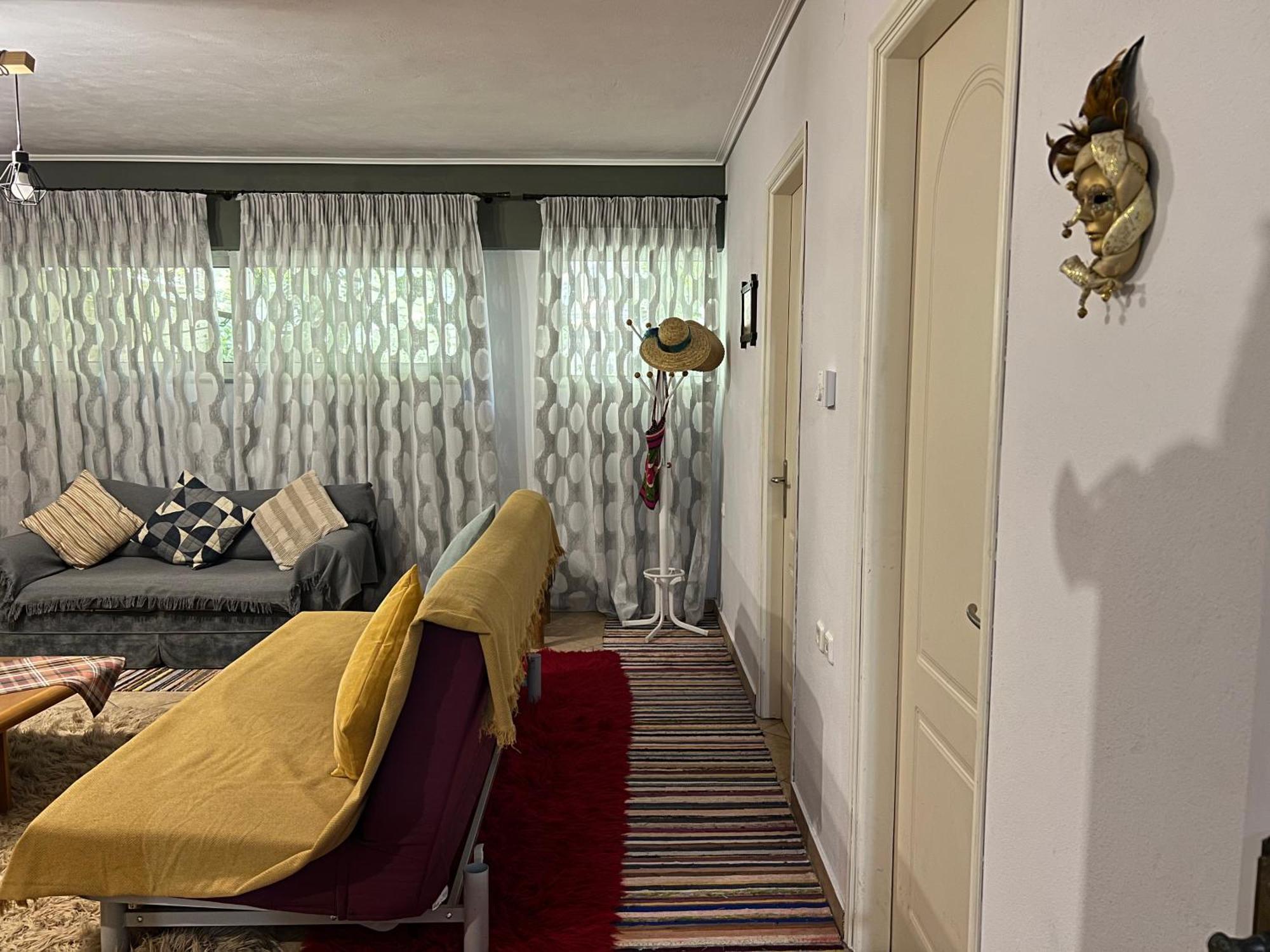 Appartement Alonaki House