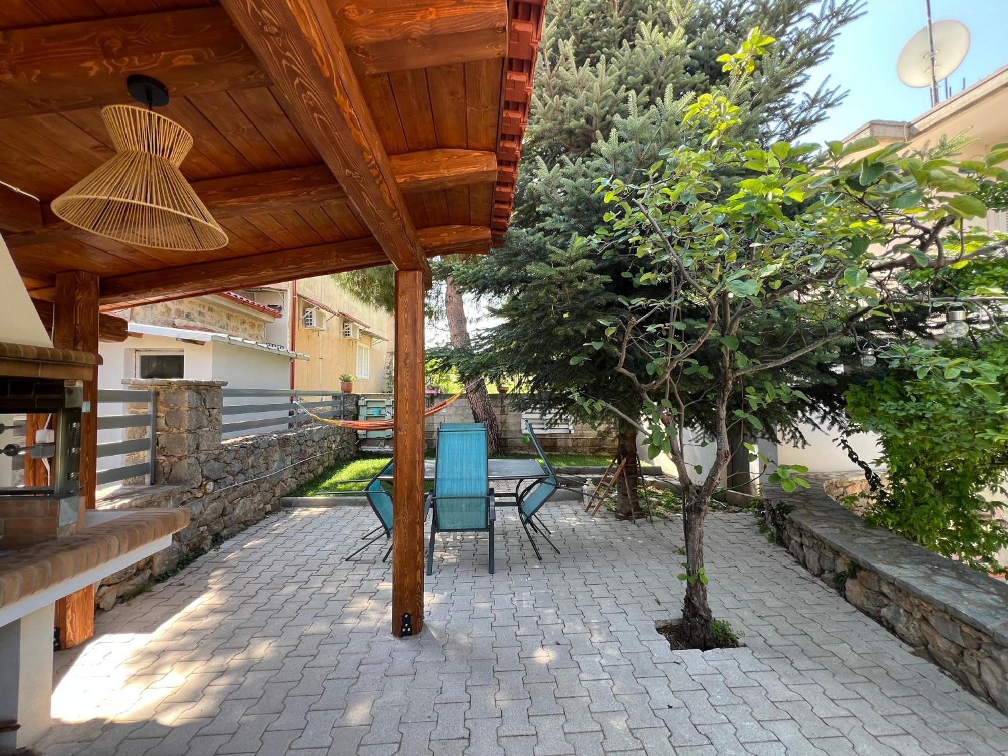 Appartement Alonaki House